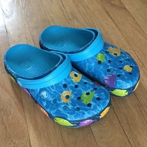 fish crocs shoes